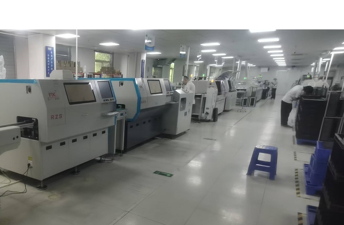 生产家电的小工厂适合引进自动插件机设备吗？(图1)